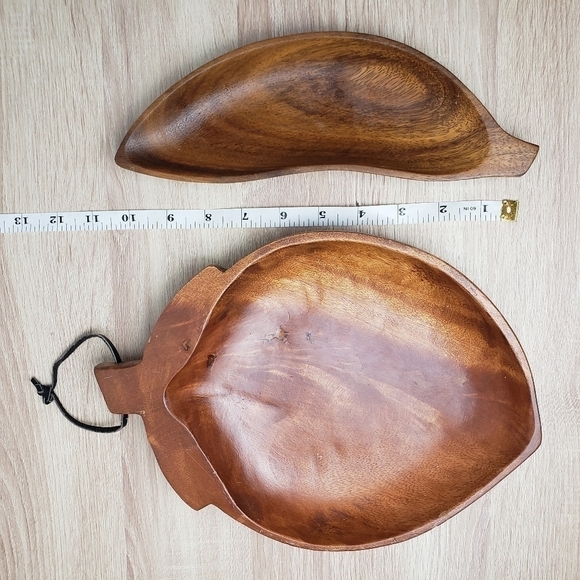 VINTAGE Fruit Shaped Wooden Trays - Picture 14 of 15